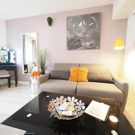 Apartamento Le Callou - Parking - Face Aux Thermes - Rez De Chaussee *